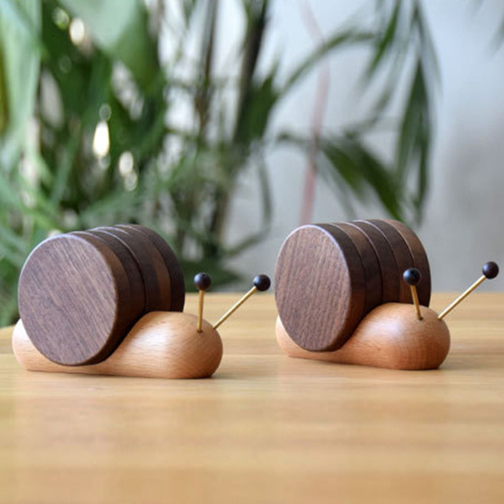 Wood Mug Coaster Heat Insulation Cute Snail Shape 5pcs Wooden Round Coasters with Magnet