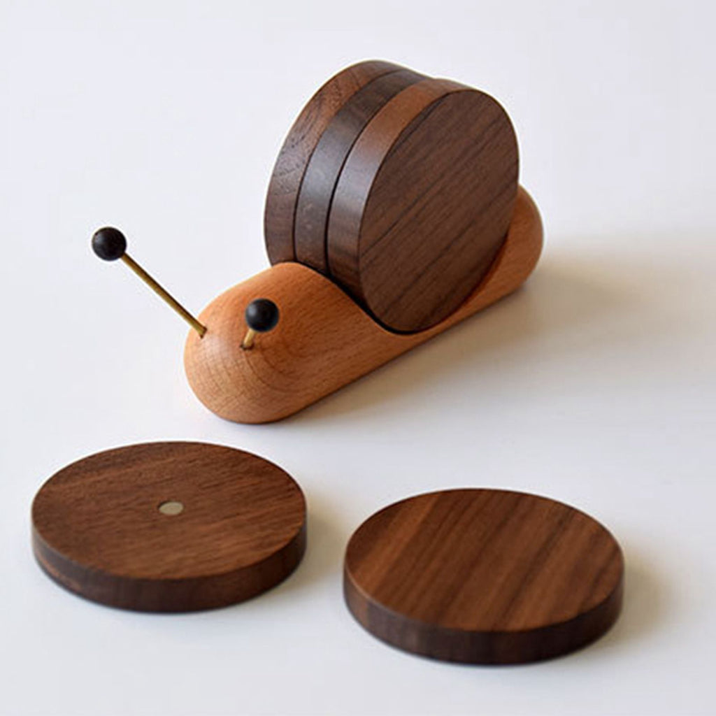 Wood Mug Coaster Heat Insulation Cute Snail Shape 5pcs Wooden Round Coasters with Magnet