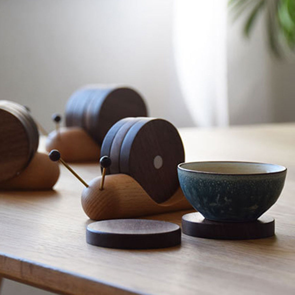 Wood Mug Coaster Heat Insulation Cute Snail Shape 5pcs Wooden Round Coasters with Magnet