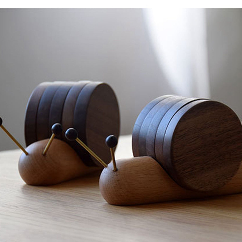 Wood Mug Coaster Heat Insulation Cute Snail Shape 5pcs Wooden Round Coasters with Magnet